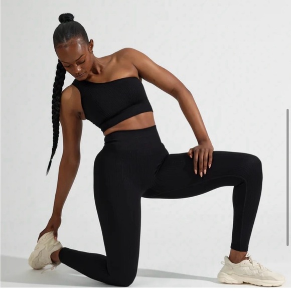 Buffbunny Collection Pants - Buff Bunny Ribbed Seamless Scrunch Legging Size Medium